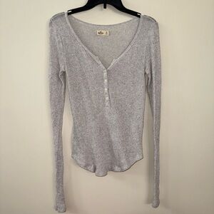 Hollister Gray Long Sleeve Tee